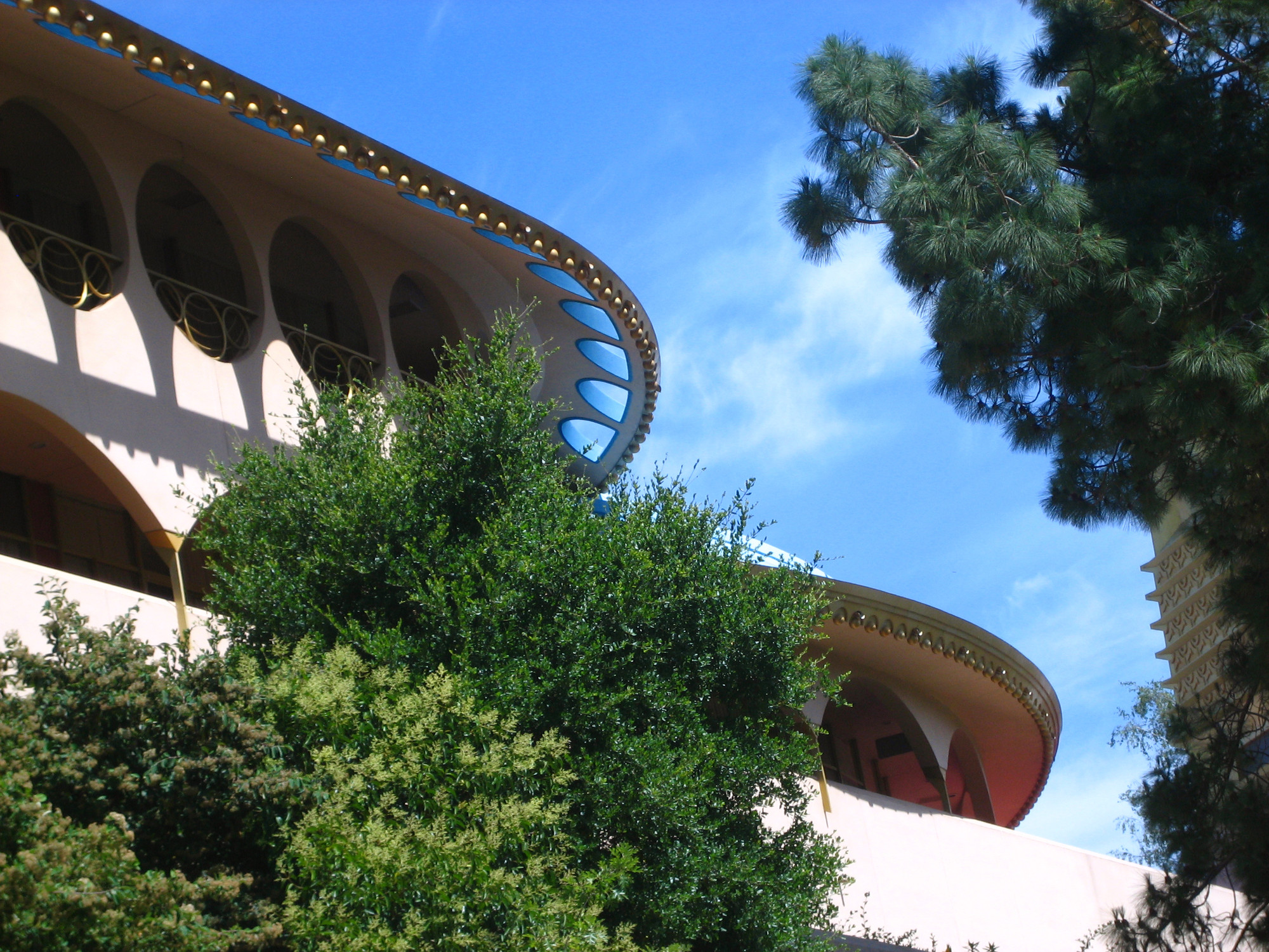 Rackmultipart20130309-10395-7F10Sx Marin civic center / frank lloyd wright | classics on architecture lab