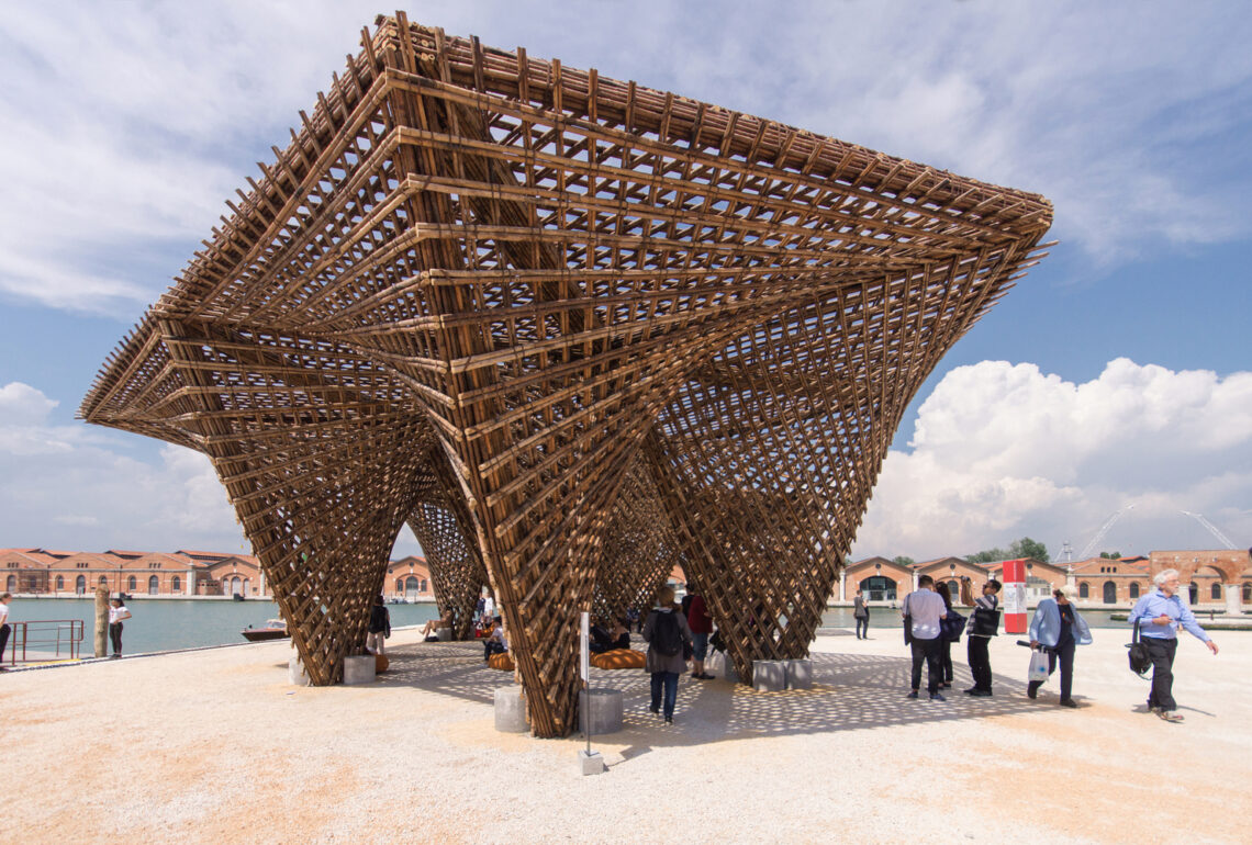 Bamboo stalactite / vtn architects