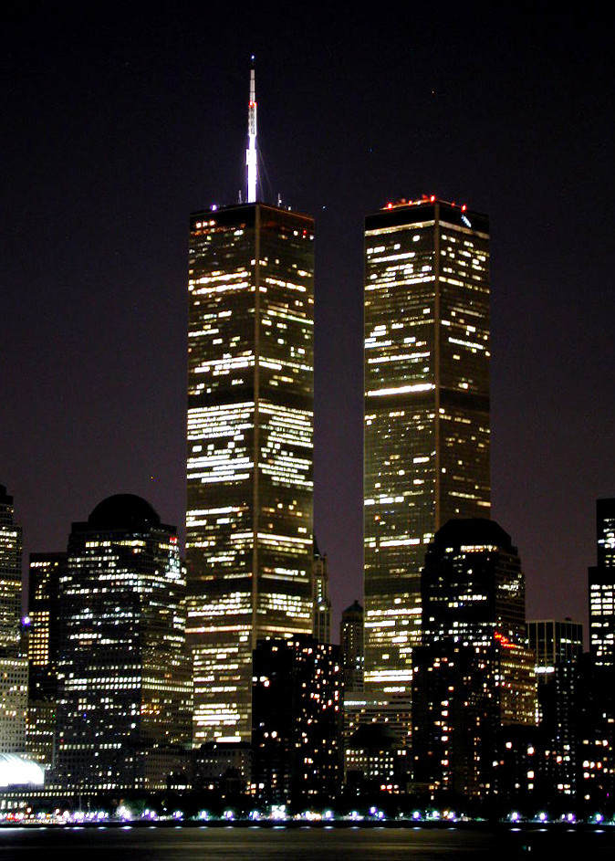 Wtc_Twin_Towers_Night_July_2001 World trade center / minoru yamasaki associates + emery roth & sons | classics on architecture lab