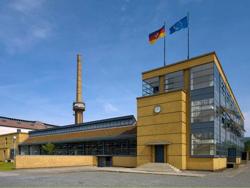 Fagus Factory / Walter Gropius + Adolf Meyer | Classics On Architecture Lab 27 Fagus factory / walter gropius + adolf meyer | classics on architecture lab