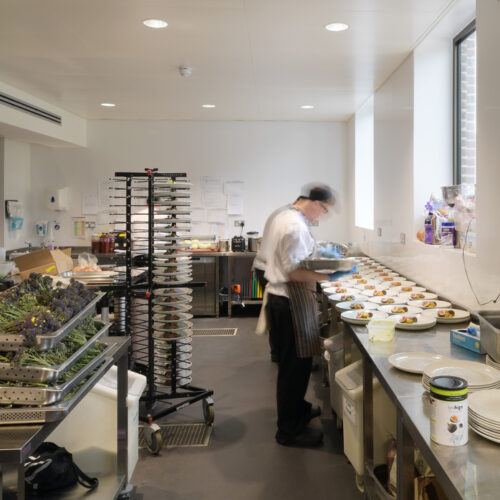 Homerton College Dining Hall / Feilden Fowles 31 Homerton college dining hall / feilden fowles