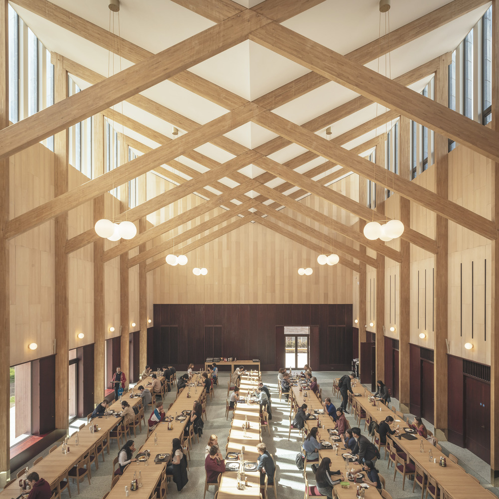 Homerton College By Feilden Fowles. Copyright Jim Stephenson 2022 Homerton college dining hall / feilden fowles
