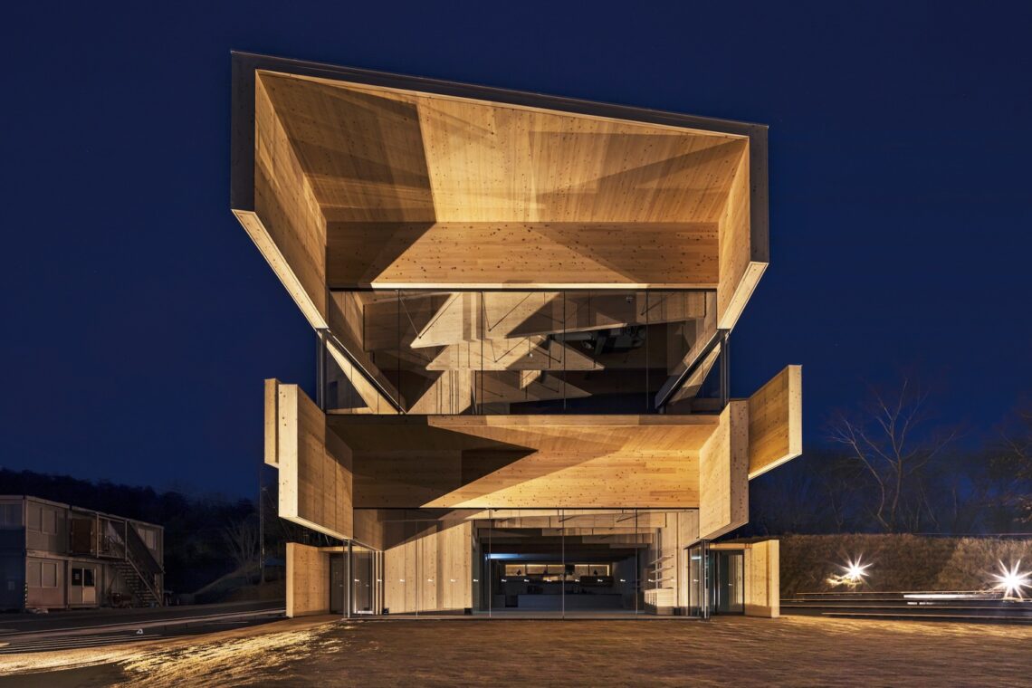 Kibi kogen n square / kengo kuma & associates