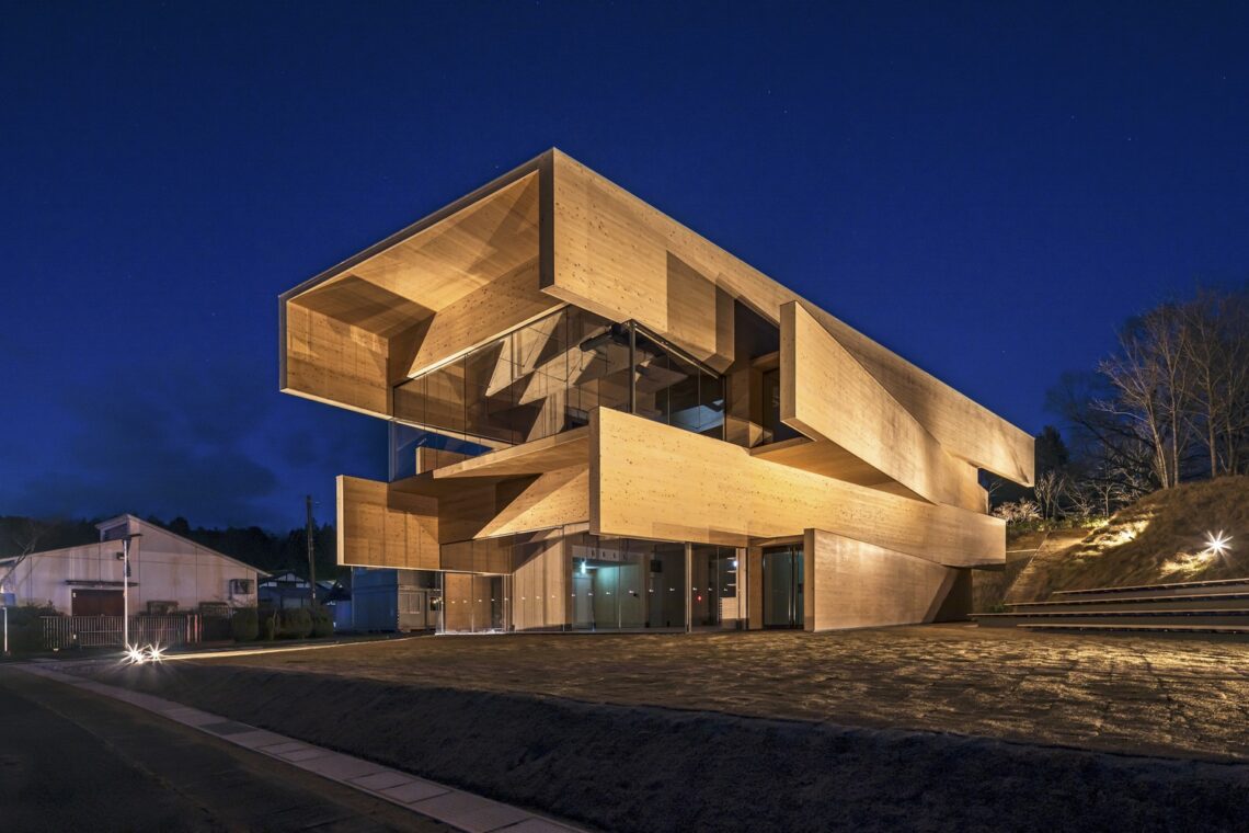 Kibi kogen n square / kengo kuma & associates