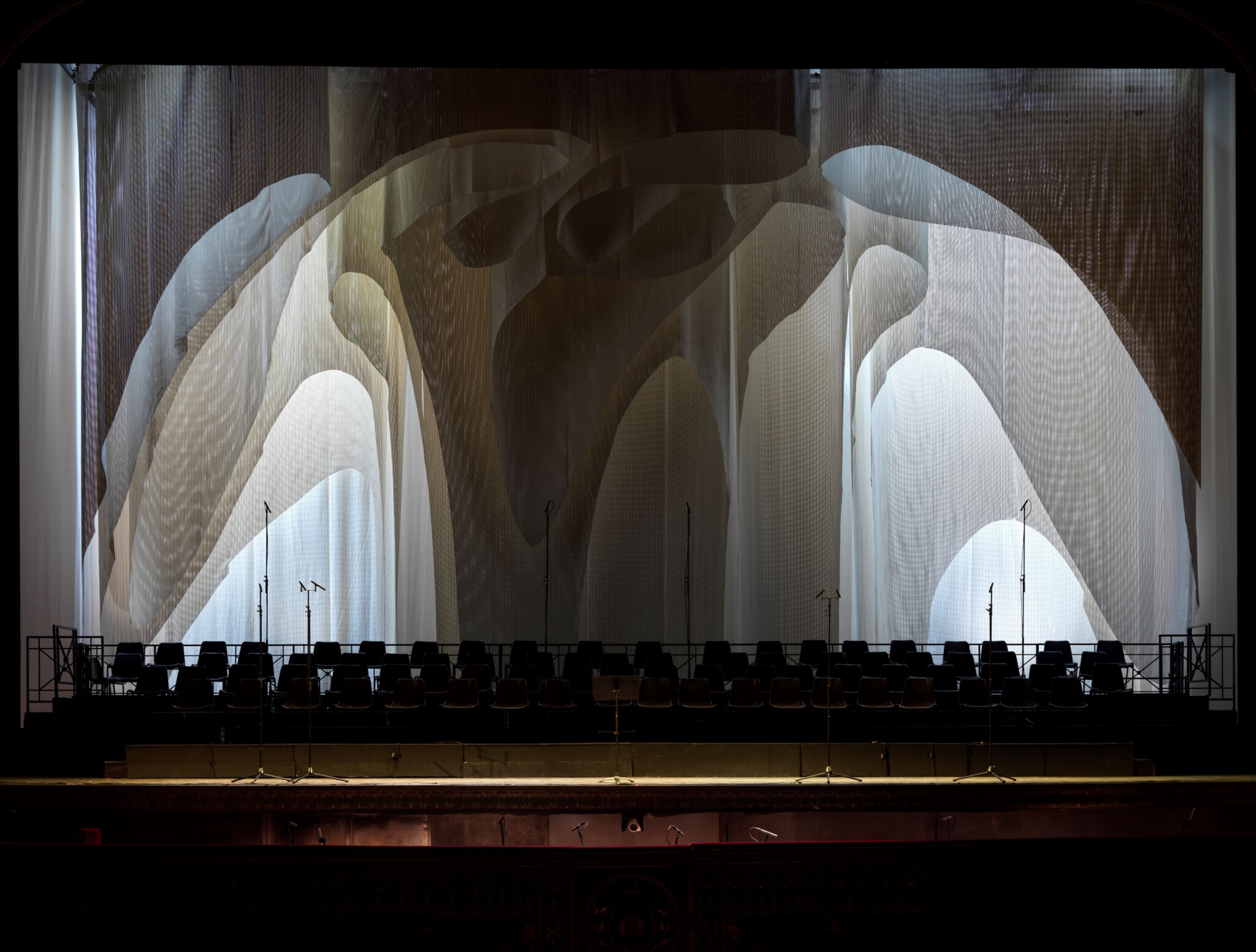 Shiwa Shiwa / Kengo Kuma 21 Shiwa shiwa by kengo kuma: a sensory journey for simon boccanegra with alcantara