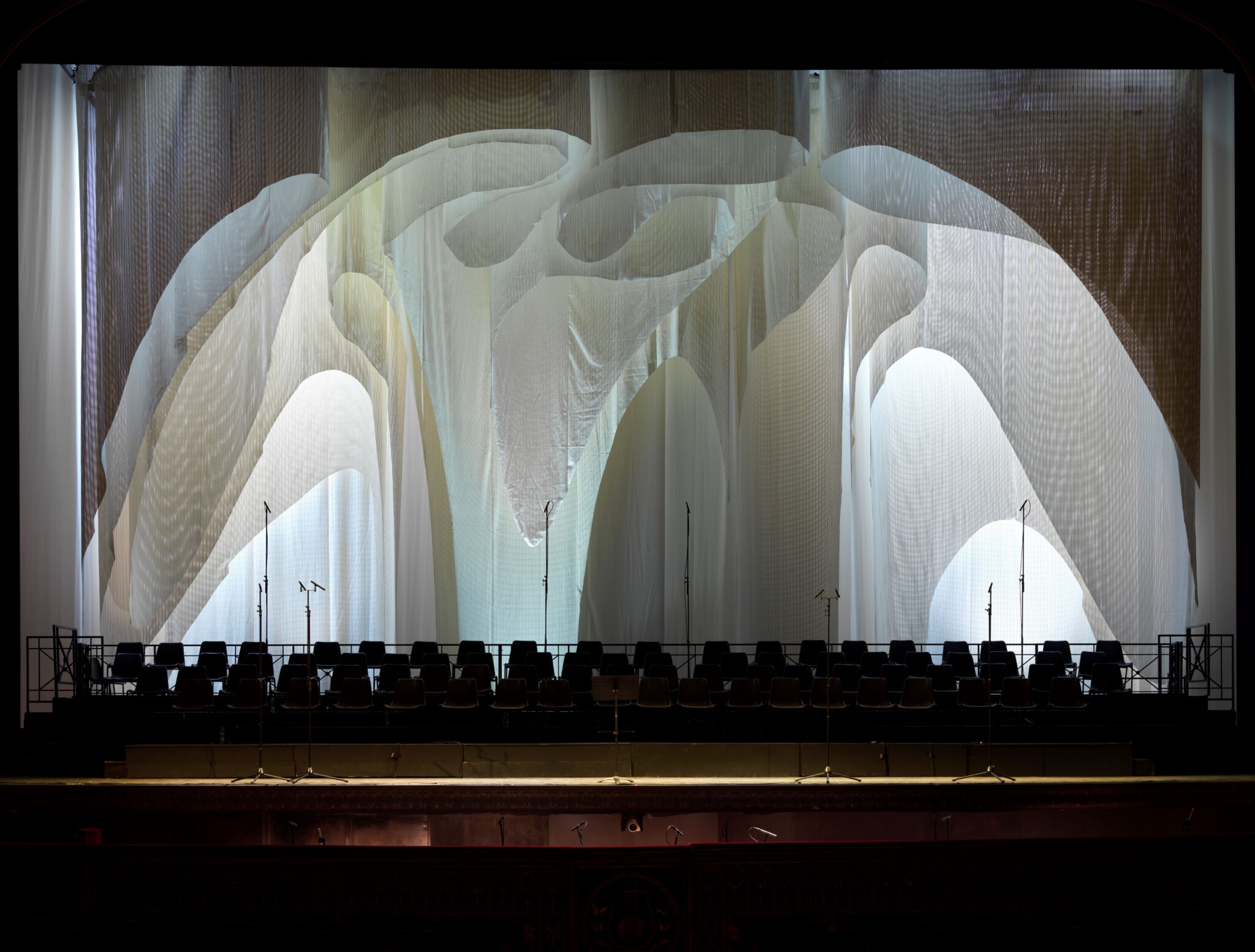 Shiwa Shiwa / Kengo Kuma 20 Shiwa shiwa by kengo kuma: a sensory journey for simon boccanegra with alcantara