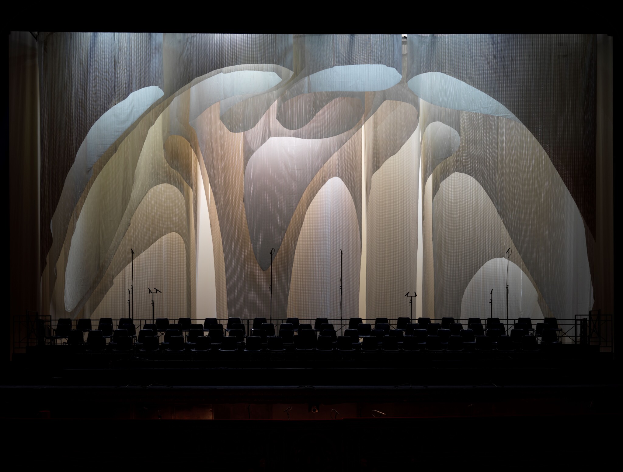 Shiwa Shiwa / Kengo Kuma 16 Shiwa shiwa by kengo kuma: a sensory journey for simon boccanegra with alcantara