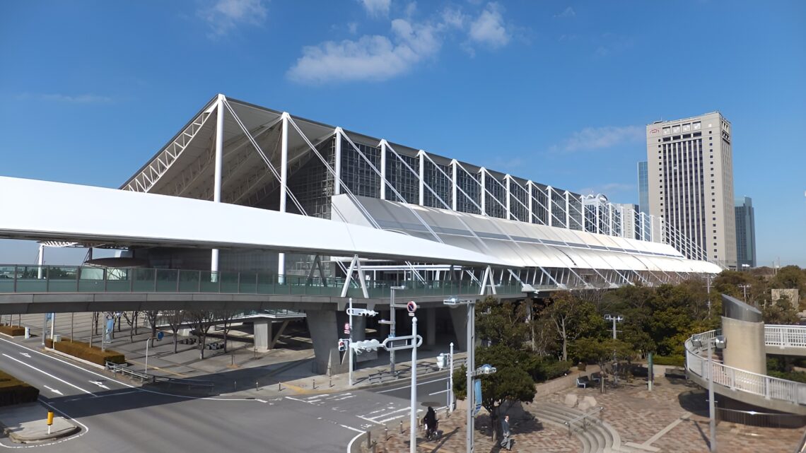 Makuhari Messe / Fumihiko Maki | Classics On Architecture Lab 3 Makuhari messe / fumihiko maki | classics on architecture lab