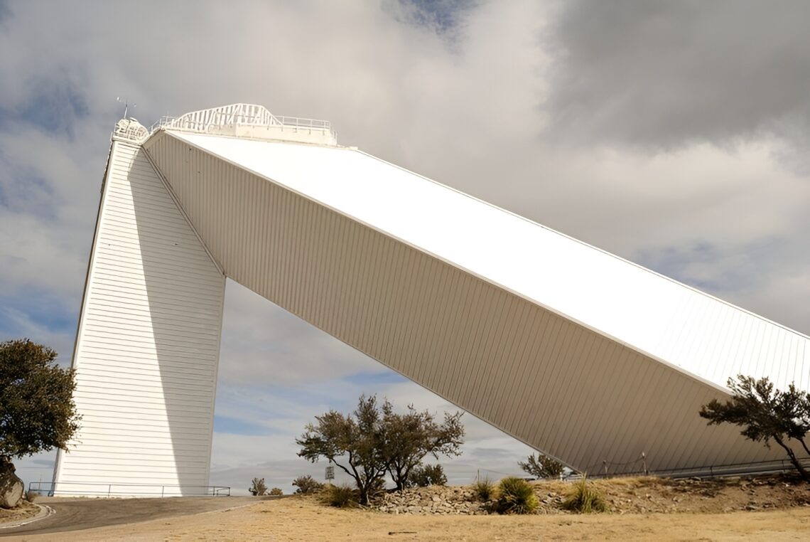 Mcmath-Pierce Solar Telescope, Kitt Peak National Observatory / Som | Classics On Architecture Lab 11 Mcmath-pierce solar telescope, kitt peak national observatory / som | classics on architecture lab
