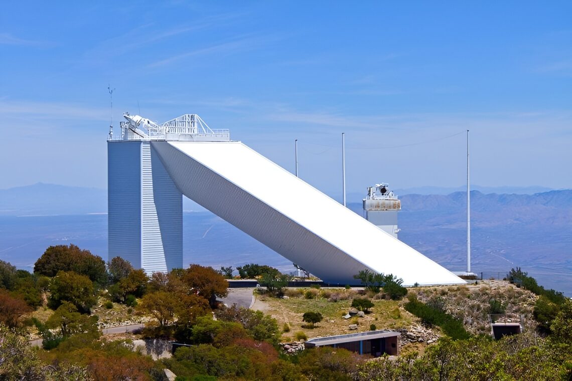 Mcmath-Pierce Solar Telescope, Kitt Peak National Observatory / Som | Classics On Architecture Lab 4 Mcmath-pierce solar telescope, kitt peak national observatory / som | classics on architecture lab