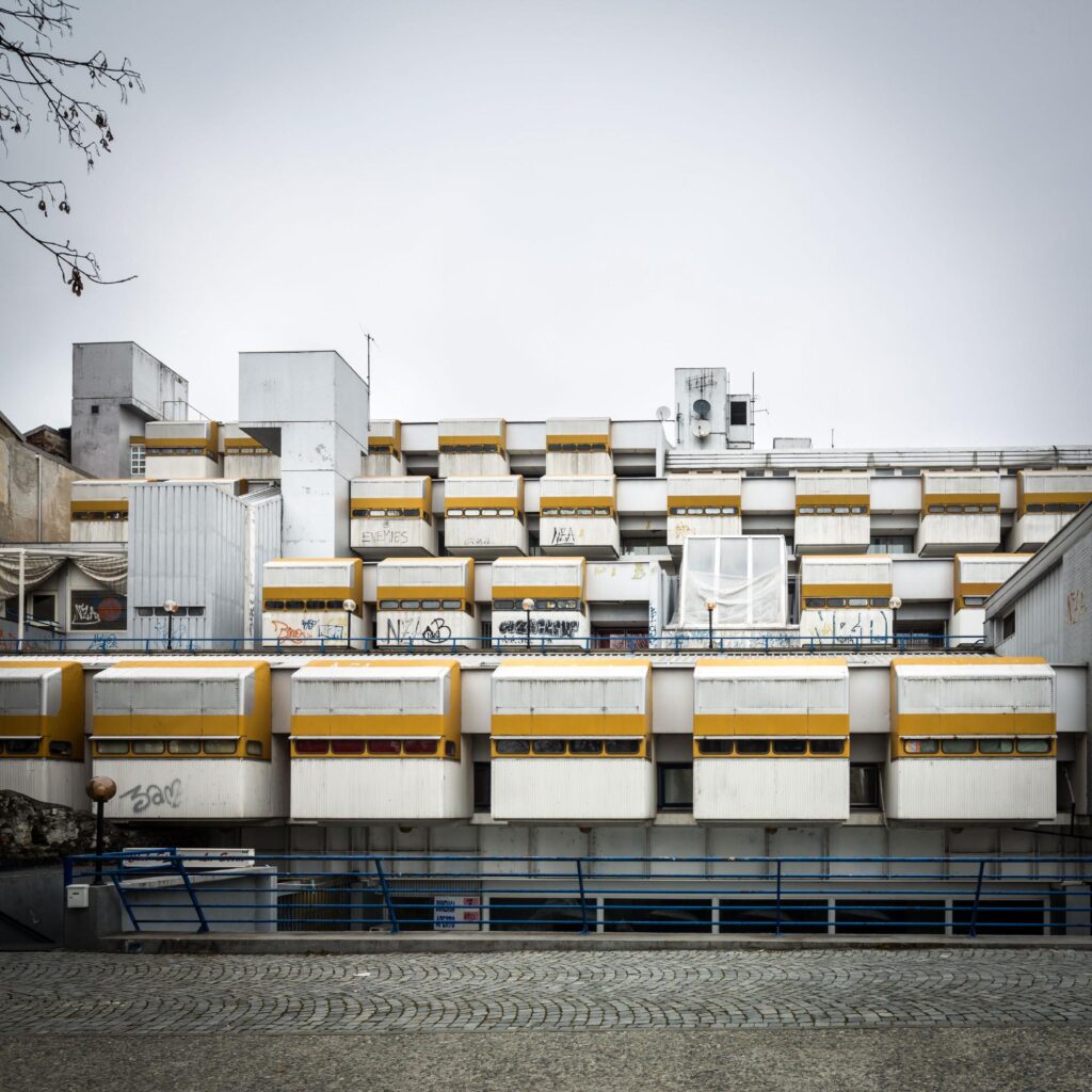 Residenze Est / Cappai Mainardis | Classics On Architecture Lab 9 Residenze est / cappai mainardis | classics on architecture lab