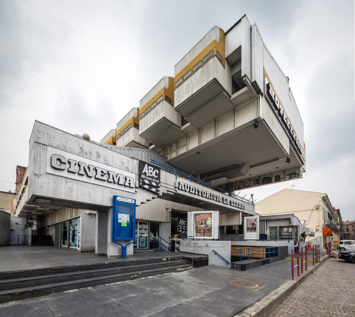 Residenze Est / Cappai Mainardis | Classics On Architecture Lab 12 Residenze est / cappai mainardis | classics on architecture lab