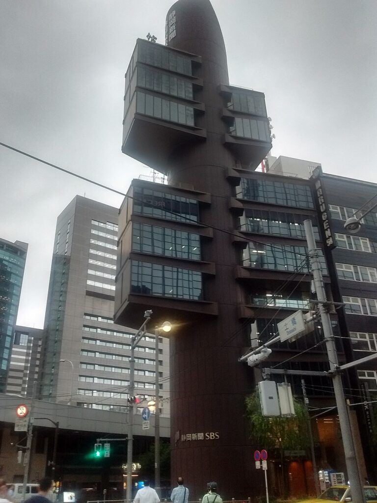 Shizuoka press and broadcasting center / kenzo tange | classics on architecture lab
