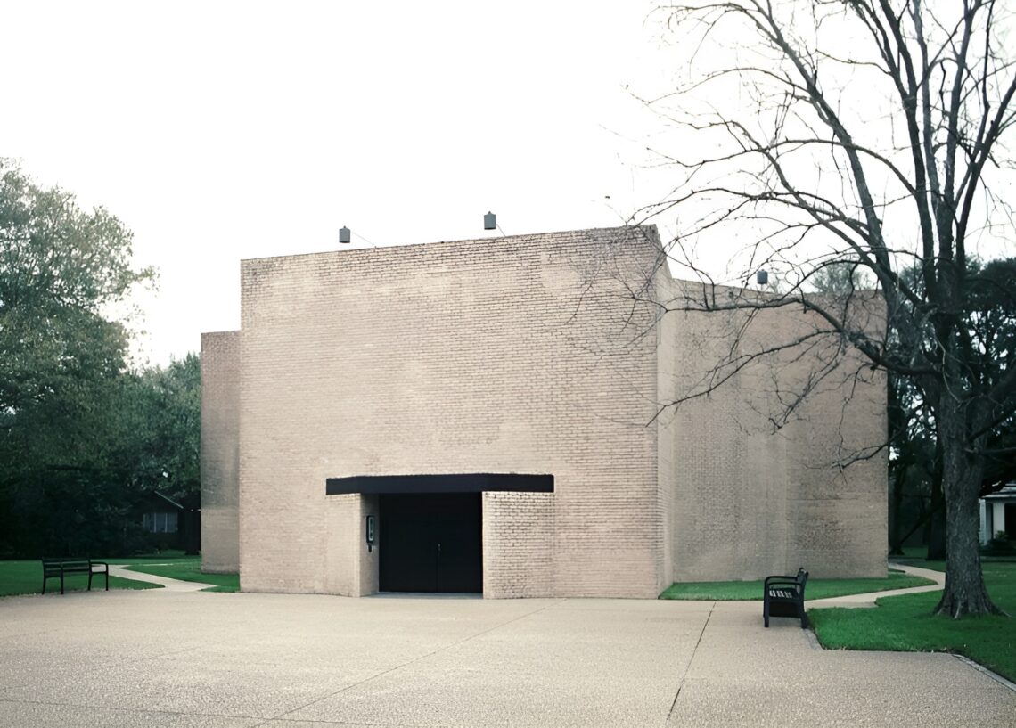 Rothko chapel / philip johnson, howard barnstone, eugene aubry | classics on architecture lab