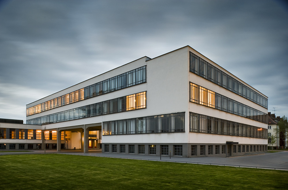 Dessau bauhaus / walter gropius | classics on architecture lab