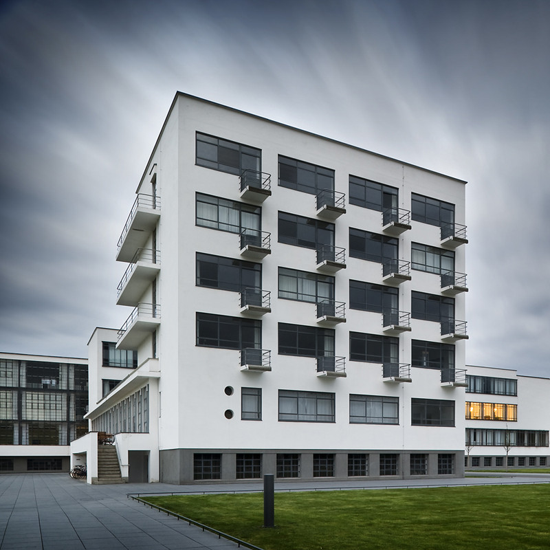 Dessau bauhaus / walter gropius | classics on architecture lab