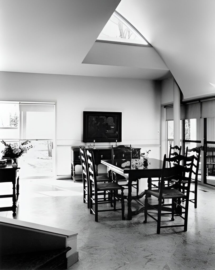 Vanna Venturi House / Robert Venturi | Classics On Architecture Lab 5 Vanna venturi house / robert venturi | classics on architecture lab