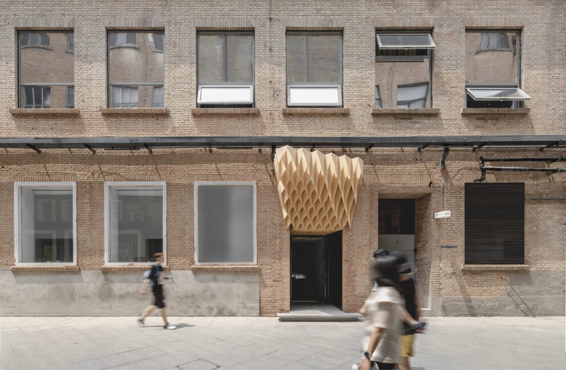 Whitestone Gallery Beijing 798 / Kengo Kuma &Amp; Associates 6 Whitestone gallery beijing 798 / kengo kuma & associates