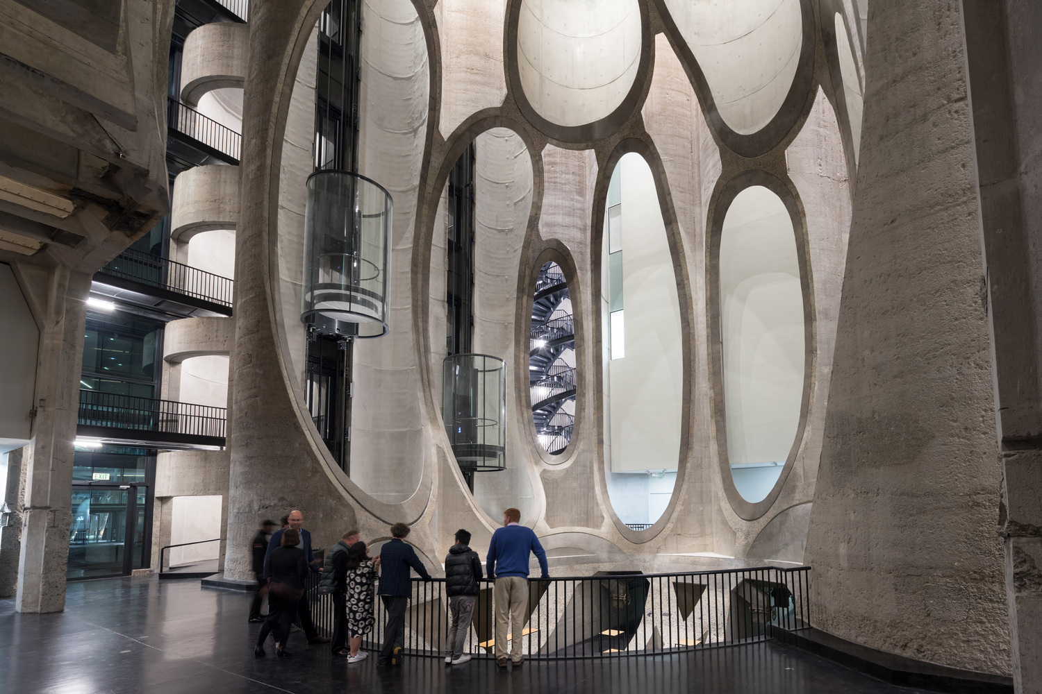 776_9__Hr_Zeitzmocaa_Heatherwickstudio_Credit_Iwan_Baan_Atrium_At_Night Zeitz museum of contemporary art africa / heatherwick studio