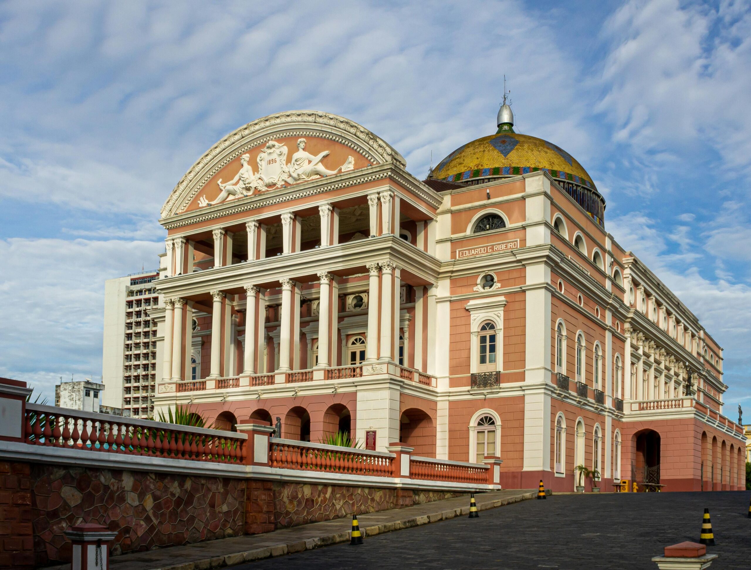 15 Countries With Amazing Architecture To Visit In 2025