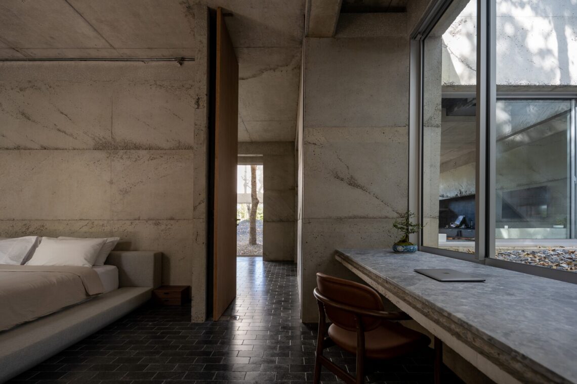 Yellow House / Joys Architects 4 Yellow house / joys architects