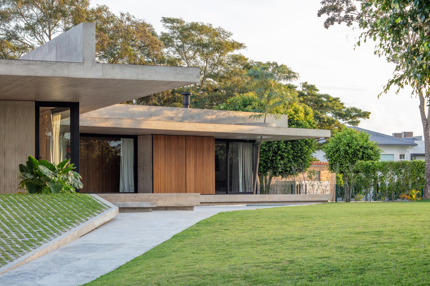 Casa-Pages-Sommet_1 The pages residence / sommet