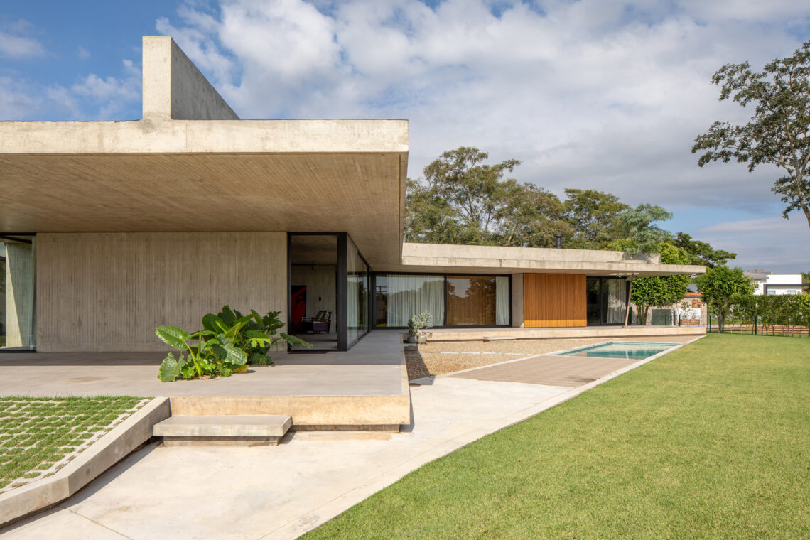 The Pages Residence / Sommet 7 The pages residence / sommet