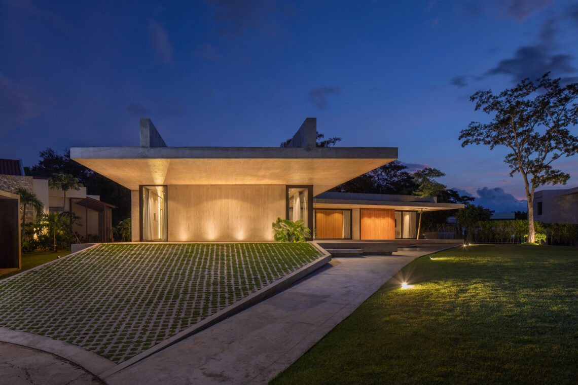 The Pages Residence / Sommet 17 The pages residence / sommet