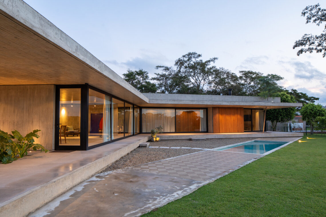 The Pages Residence / Sommet 14 The pages residence / sommet