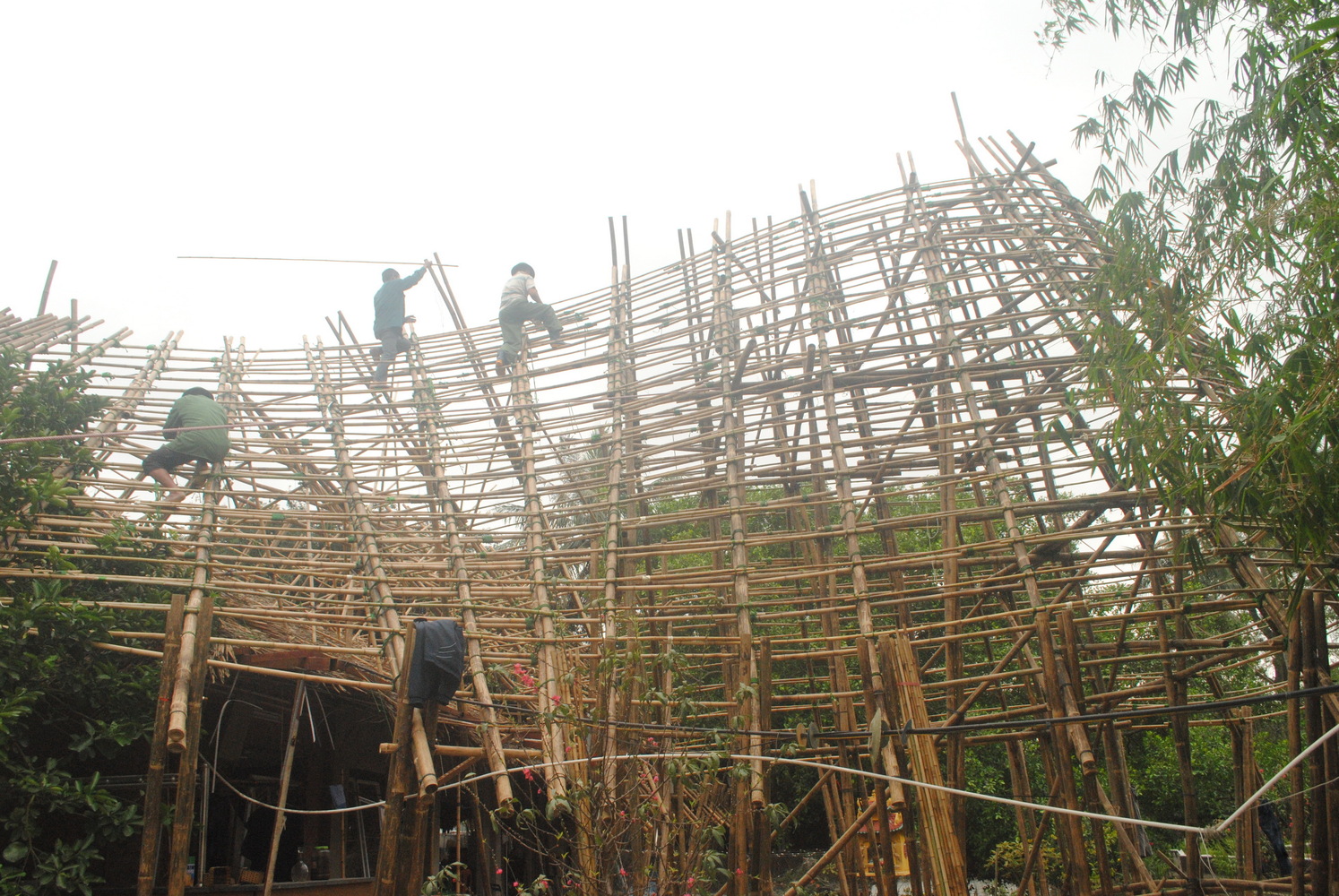 Construction_02 Bamboo cultural restaurant platform / akasha+associates architecture