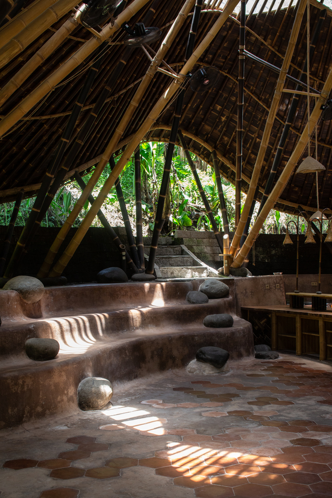 Dapur Naga Communal Kitchen And Dining Space / Bamboo U 19 Dapur naga communal kitchen and dining space / bamboo u
