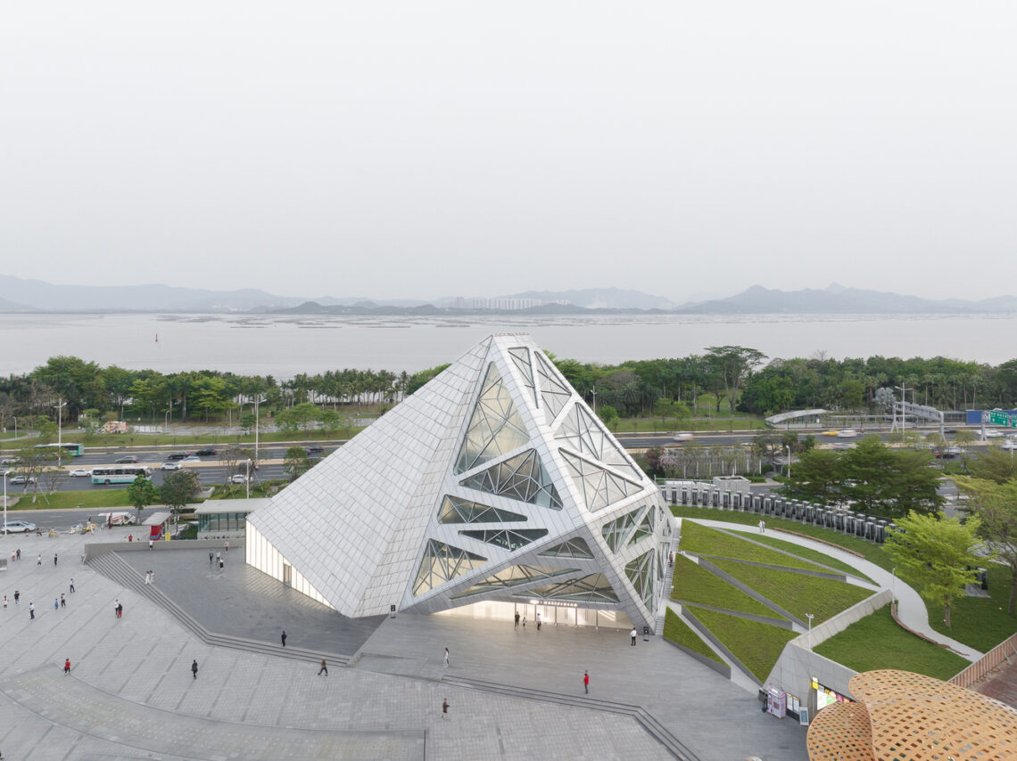 Dji Flagship Store / Various Associates 1 Dji flagship store / various associates