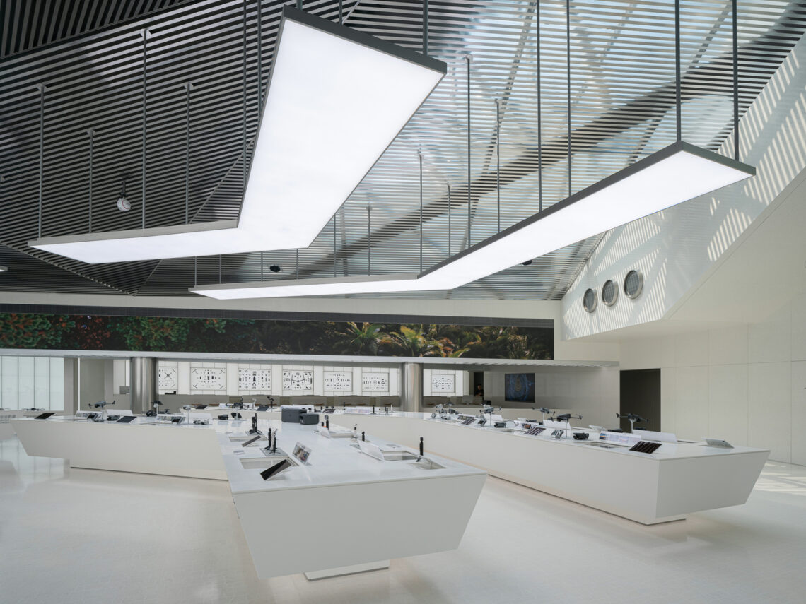 Dji Flagship Store / Various Associates 7 Dji flagship store / various associates