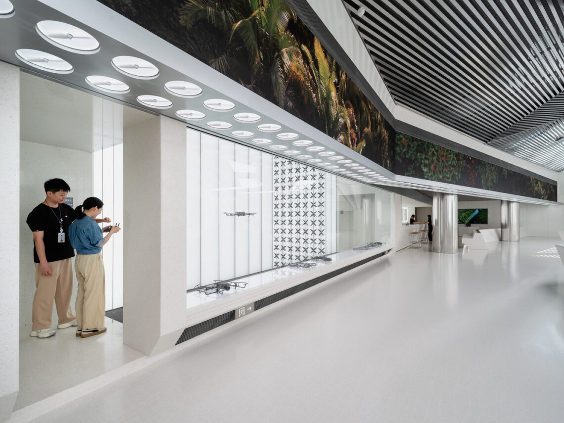 Dji Flagship Store / Various Associates 9 Dji flagship store / various associates