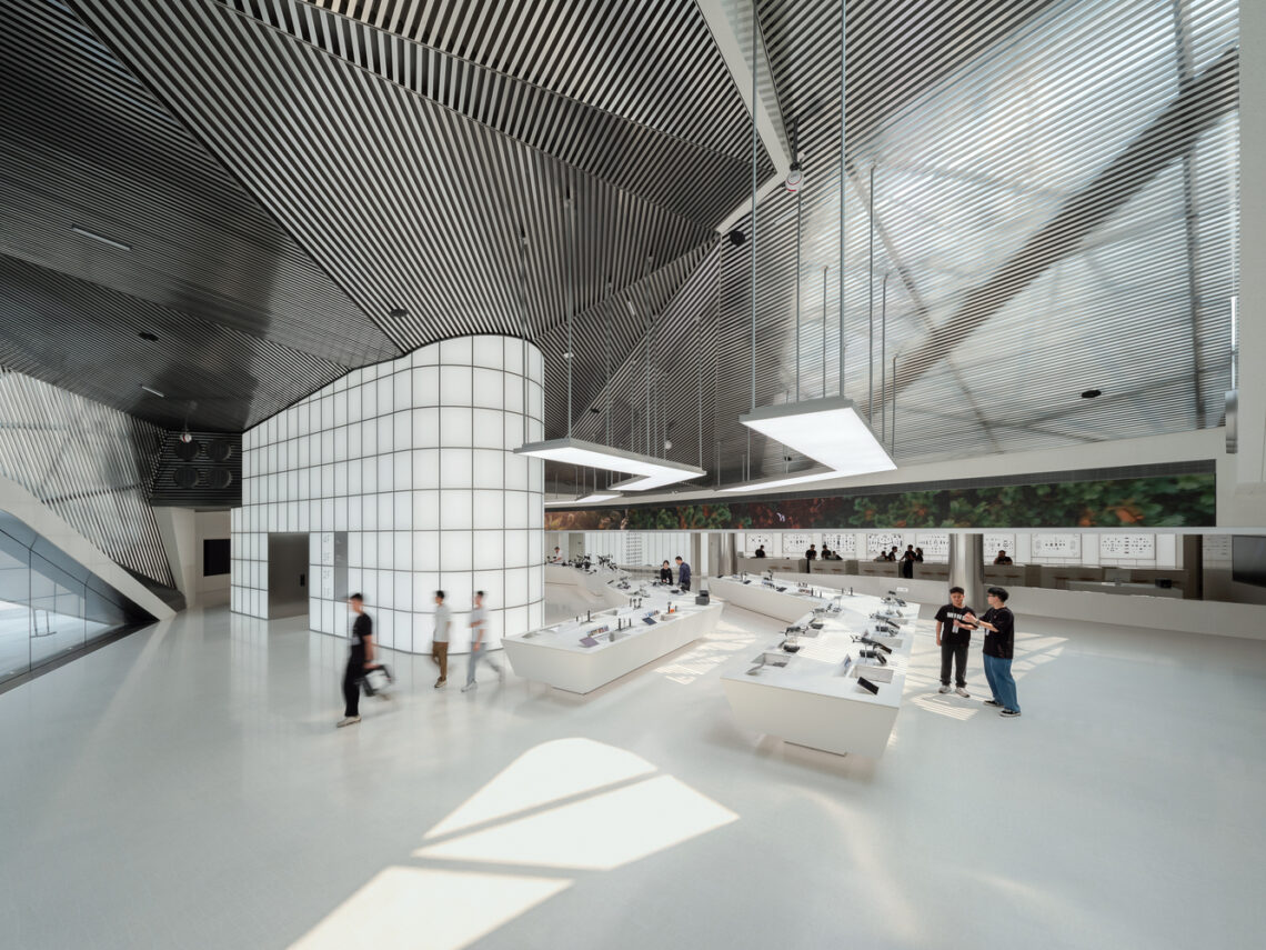 Dji Flagship Store / Various Associates 6 Dji flagship store / various associates