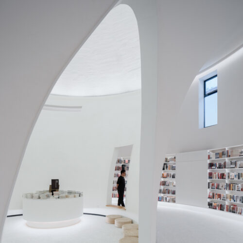 Grand Granary Bookstore Of Librairie Avant-Garde / Seu-Arch Art + Zen Architects 26 Grand granary bookstore of librairie avant-garde / seu-arch art + zen architects