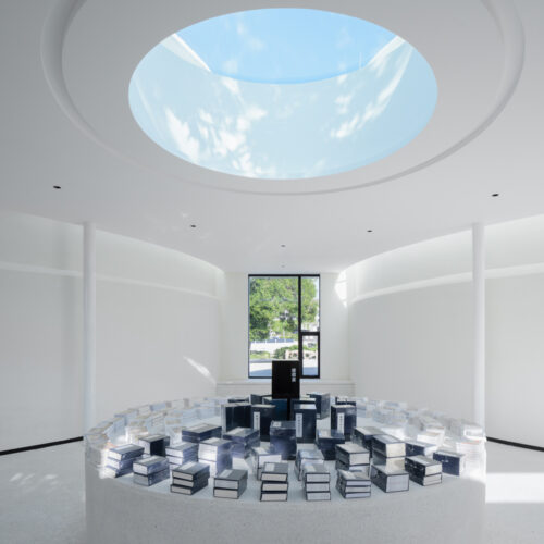 Grand Granary Bookstore Of Librairie Avant-Garde / Seu-Arch Art + Zen Architects 16 Grand granary bookstore of librairie avant-garde / seu-arch art + zen architects