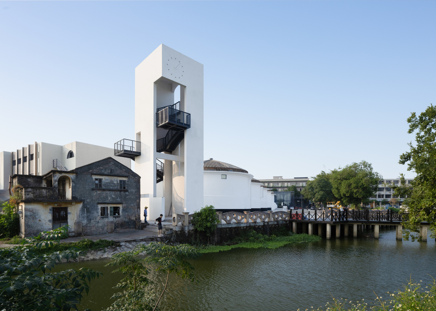 Grand Granary Bookstore Of Librairie Avant-Garde / Seu-Arch Art + Zen Architects 12 Grand granary bookstore of librairie avant-garde / seu-arch art + zen architects