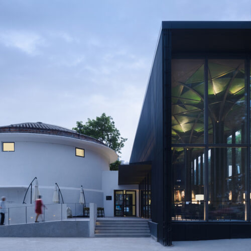 Grand Granary Bookstore Of Librairie Avant-Garde / Seu-Arch Art + Zen Architects 36 Grand granary bookstore of librairie avant-garde / seu-arch art + zen architects