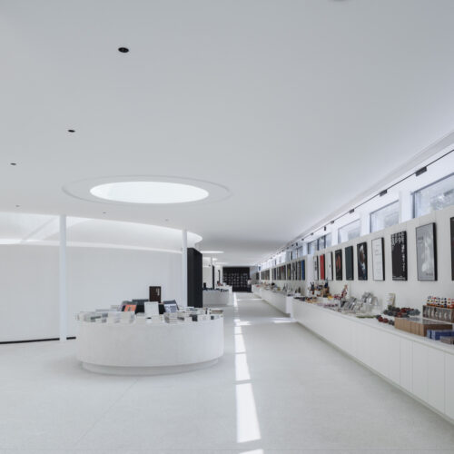 Grand Granary Bookstore Of Librairie Avant-Garde / Seu-Arch Art + Zen Architects 32 Grand granary bookstore of librairie avant-garde / seu-arch art + zen architects