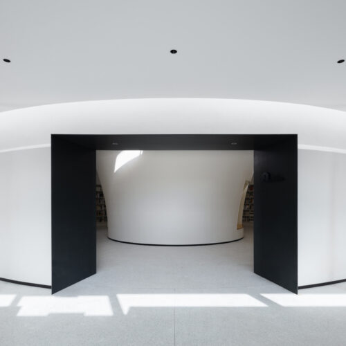Grand Granary Bookstore Of Librairie Avant-Garde / Seu-Arch Art + Zen Architects 31 Grand granary bookstore of librairie avant-garde / seu-arch art + zen architects