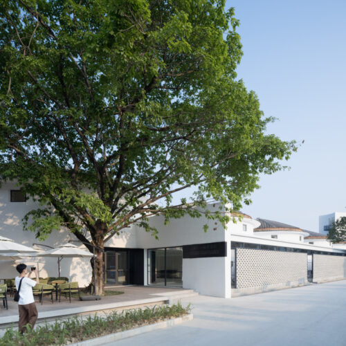 Grand Granary Bookstore Of Librairie Avant-Garde / Seu-Arch Art + Zen Architects 29 Grand granary bookstore of librairie avant-garde / seu-arch art + zen architects
