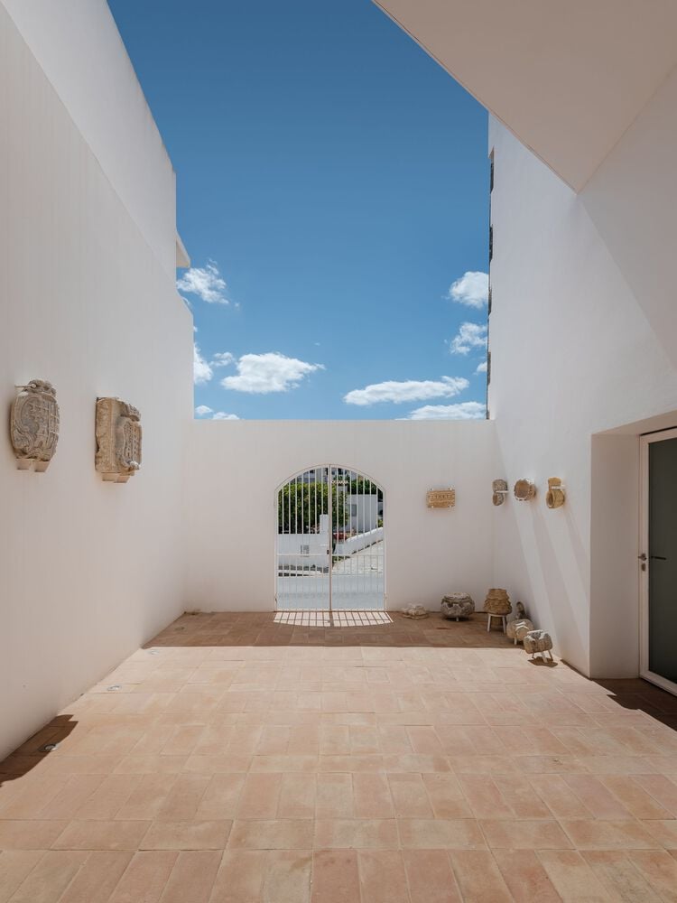 Collector'S House Museum / Atelier Data 2 Collector's house museum / atelier data