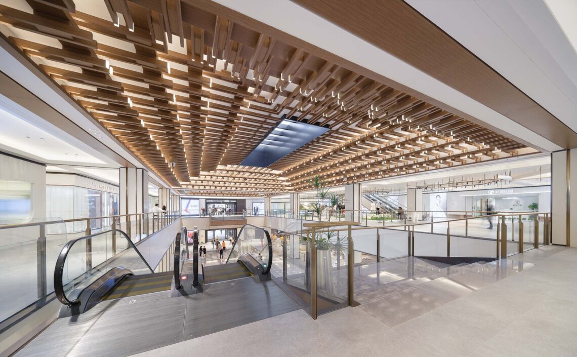 Shanghai suhe mixc world / kokaistudios