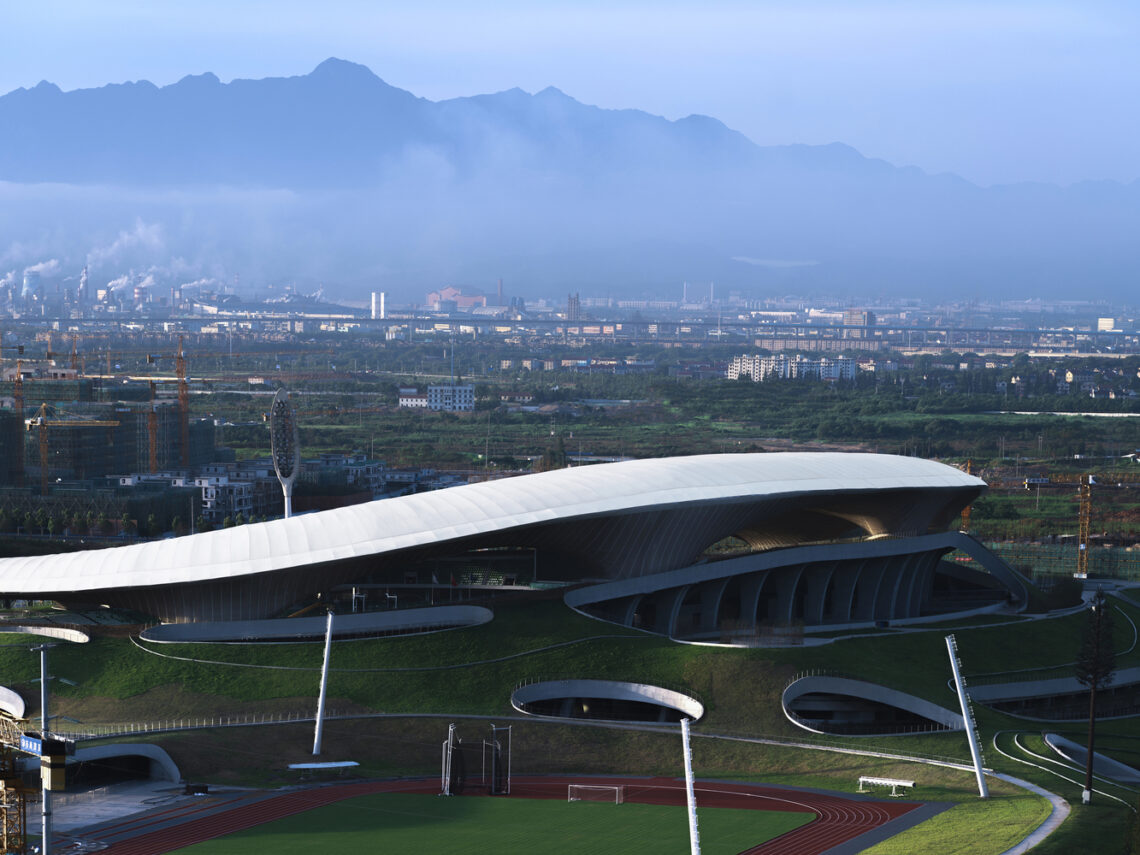 Quzhou sports park / mad architects