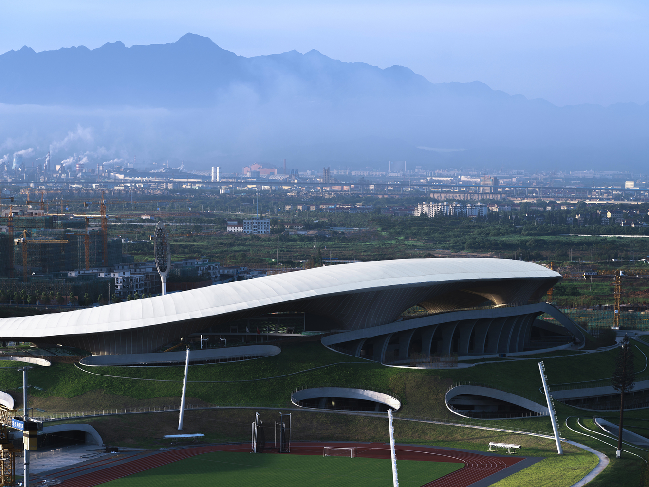 Quzhou sports park / mad architects