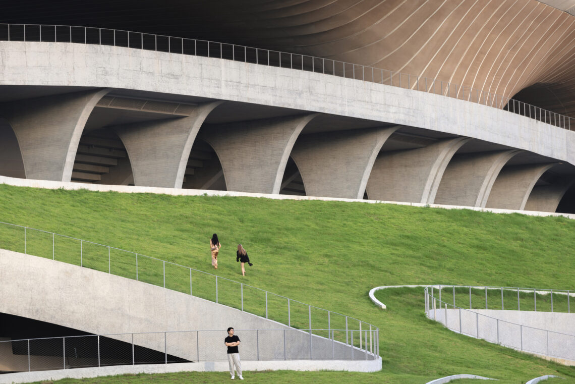 Quzhou sports park / mad architects