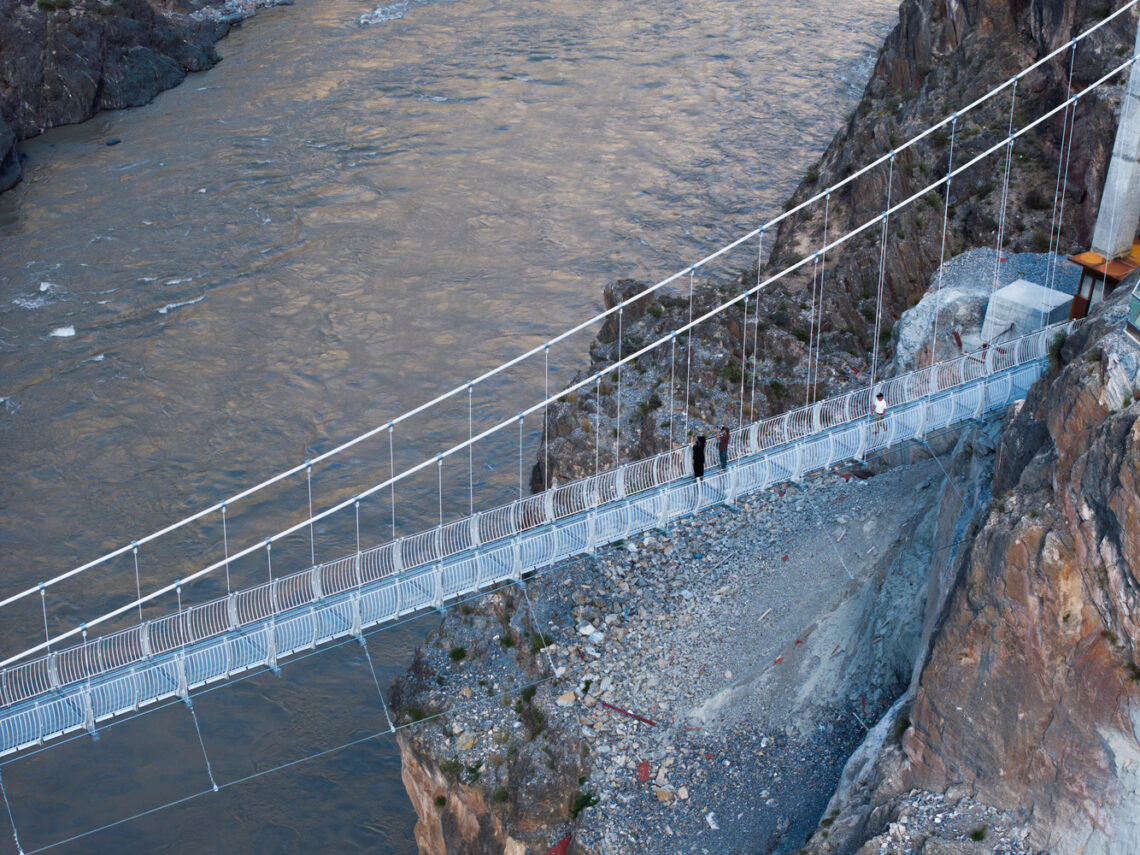 Nujiang River 72 Canyon Scenic Area / Archermit 38 Nujiang river 72 canyon scenic area / archermit