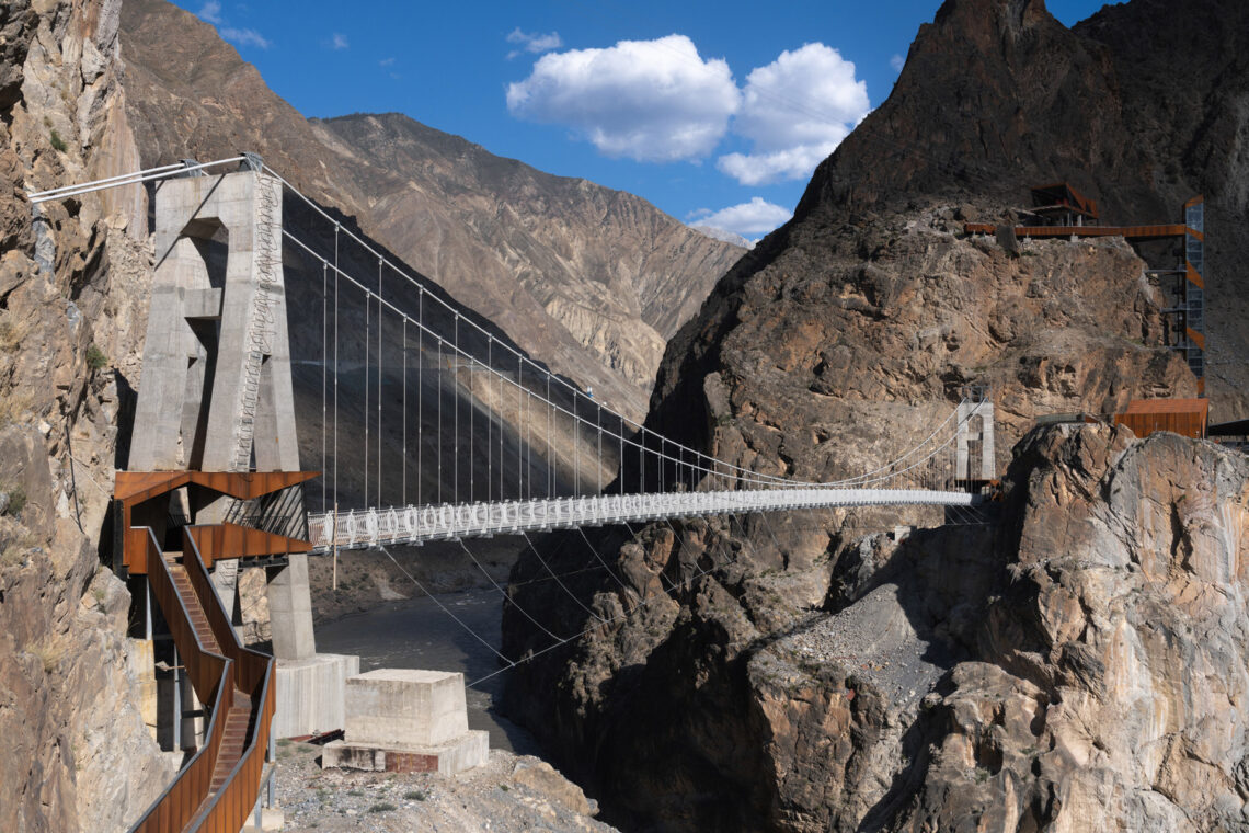 Nujiang River 72 Canyon Scenic Area / Archermit 40 Nujiang river 72 canyon scenic area / archermit