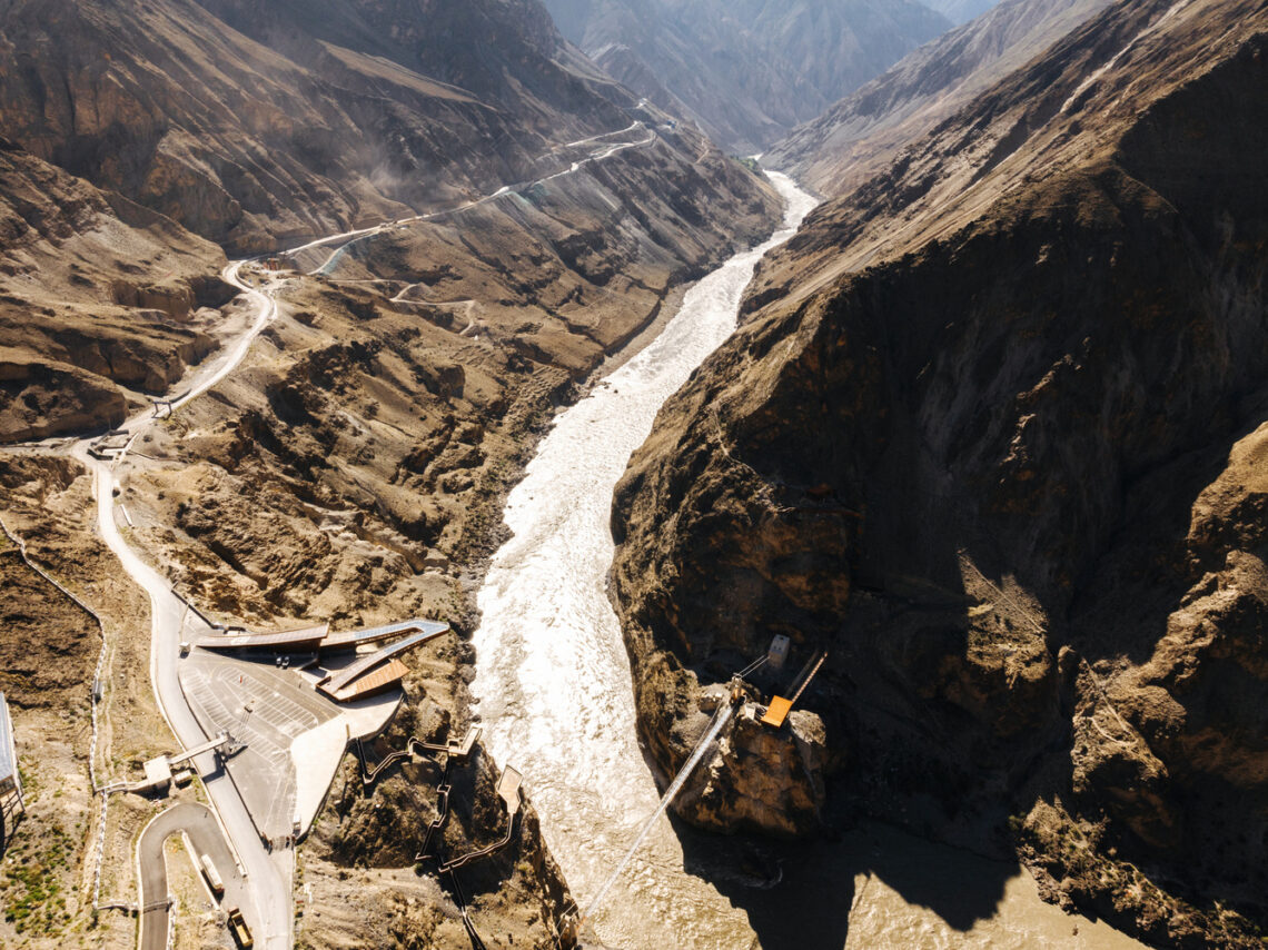 Nujiang River 72 Canyon Scenic Area / Archermit 15 Nujiang river 72 canyon scenic area / archermit